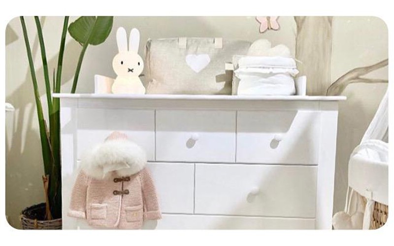 5 RAZONES POR LAS QUE DEBERÍAS TENER UNA CÓMODA PARA TU BEBÉ